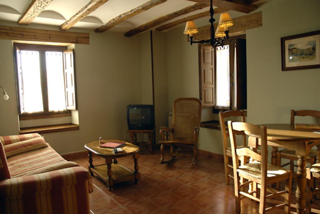 Parador De Santa Rita Молина-де-Арагон Экстерьер фото